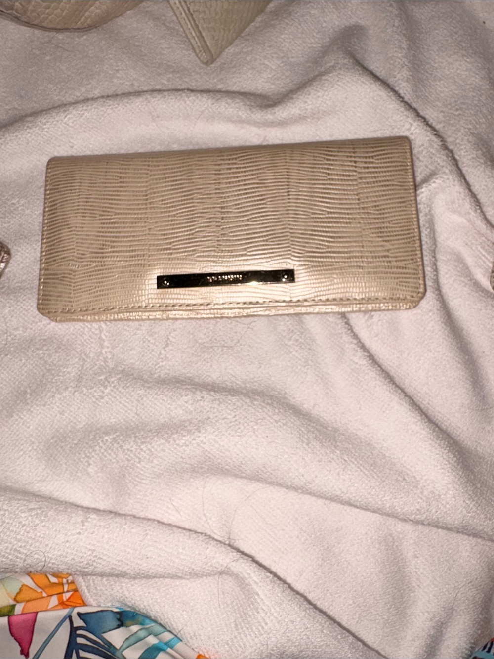 Brahmin Ady Wallet in Beige Faroe